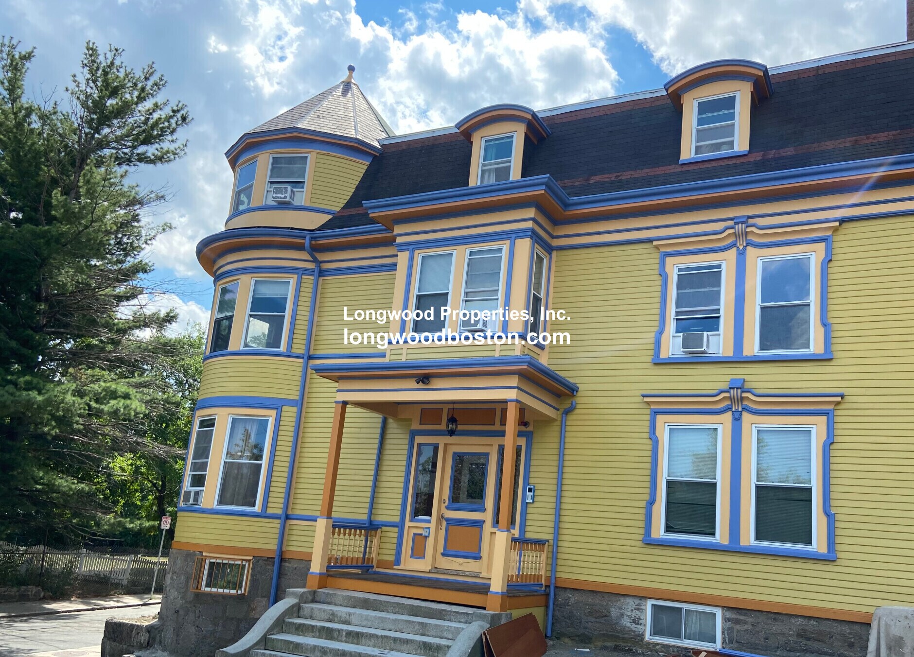 Building Photo - 775 Parker St