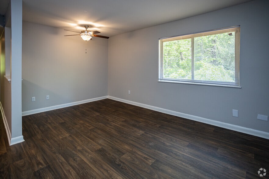 Primary Photo - The Shiloh Ridge Apartments