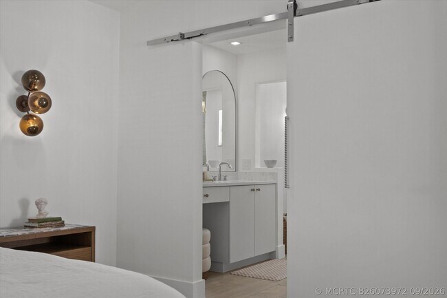 Building Photo - 2515 Bedford Mews Dr