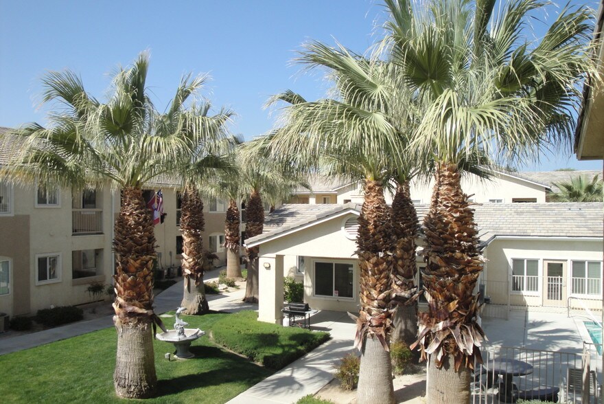 Cedar Creek Senior Apartments 55+ 1530 W Avenue K8 Lancaster CA