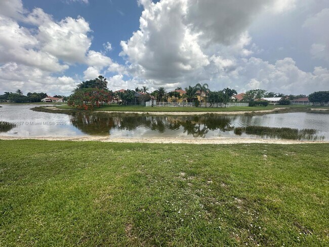 Building Photo - 3697 Miramontes Cir