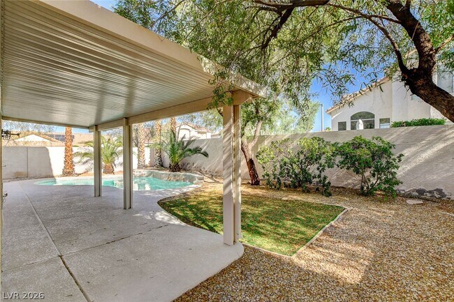 Building Photo - 8401 Desert Quail Dr