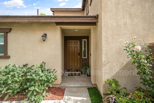 Building Photo - 29308 Abelia Ln