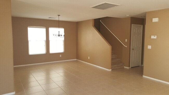 Building Photo - Beautiful 4Bed/3Bath/2Car home located within the Iron Mountain Ranch Community