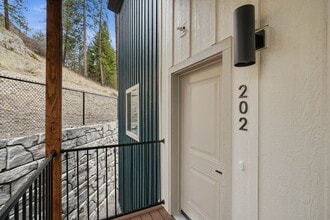 Building Photo - 1816 N 15th St