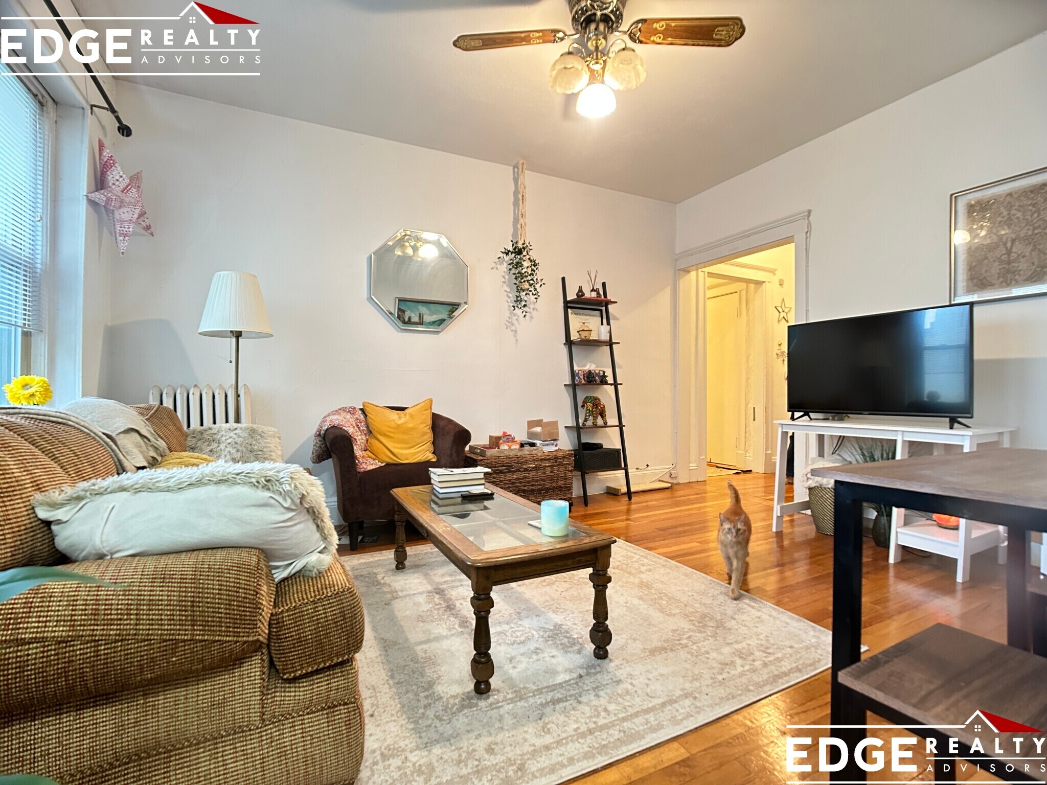 Building Photo - 225 Kelton St