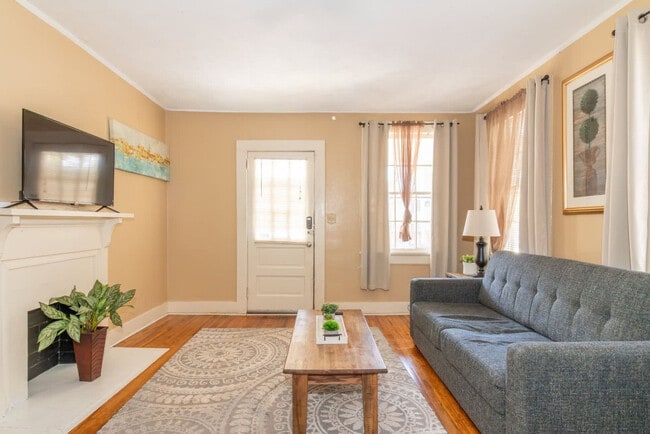 Building Photo - 2223 14th St