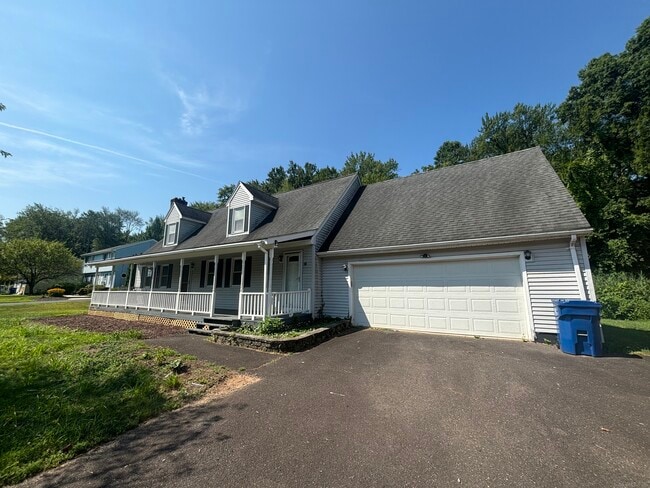 Building Photo - 65 Lancaster Dr