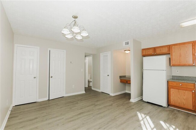 Building Photo - 6512 Wellington Chase Ct