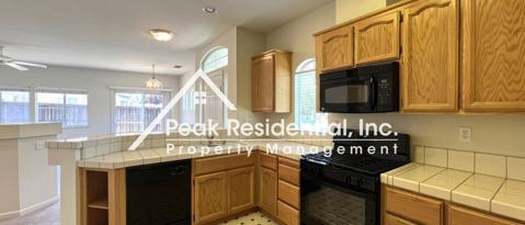 Building Photo - 1205 Albrighton Dr