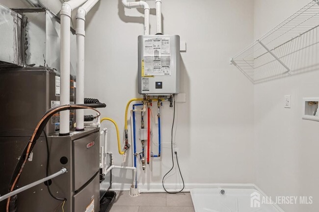 Building Photo - 214 Jessie Pl