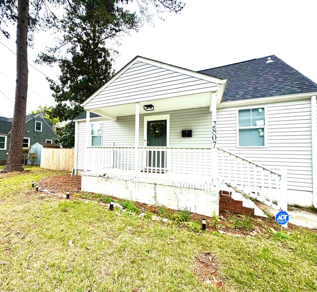 Primary Photo - 2807 Sewells Point Rd