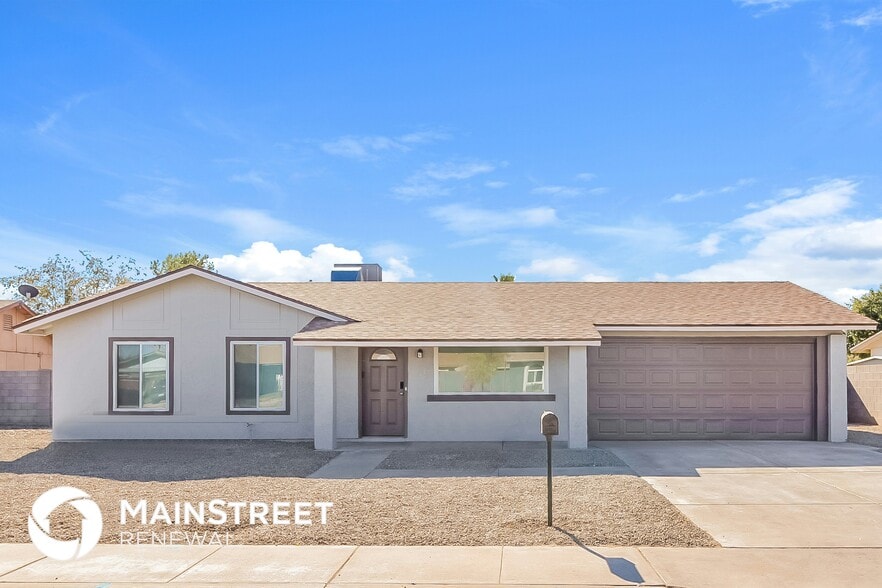 Building Photo - 705 W Frito Ave