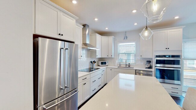 Building Photo - 18016 Nolita Ln