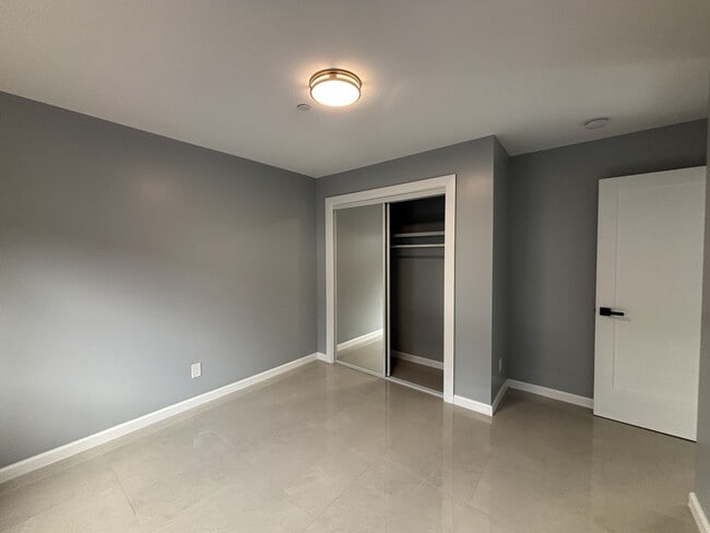 Building Photo - 4030 Hoku Ave