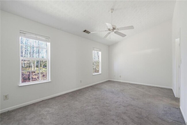 Building Photo - 2913 Greyhawk Ln
