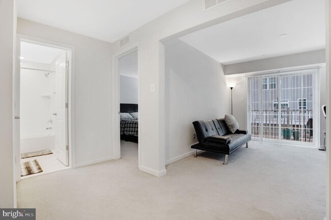 Building Photo - 3805 Richmond Run