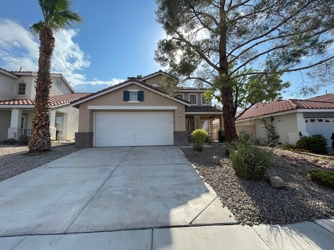 Primary Photo - Carry Over Showing: This property has been...