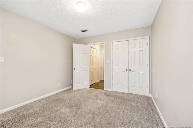 Building Photo - 6813 Willowbrook Dr