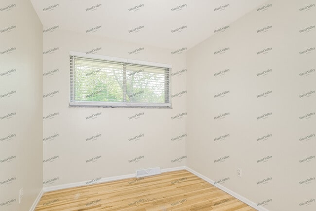 Building Photo - 2903 Ridgeway Ave