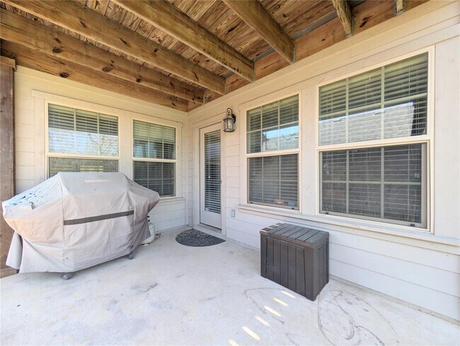 Building Photo - 6800 Bay City Bend