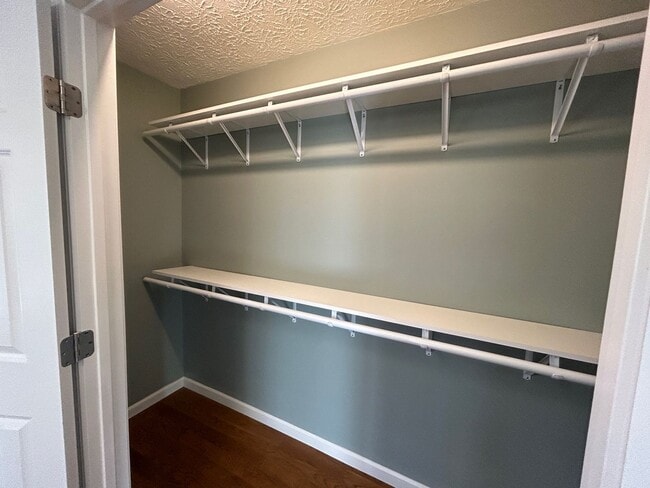 Building Photo - Central AVL - Large Custom Built Home with...
