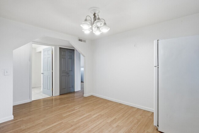 Building Photo - 3 BD | 2 BA Home with Great Backyard & Fireplace