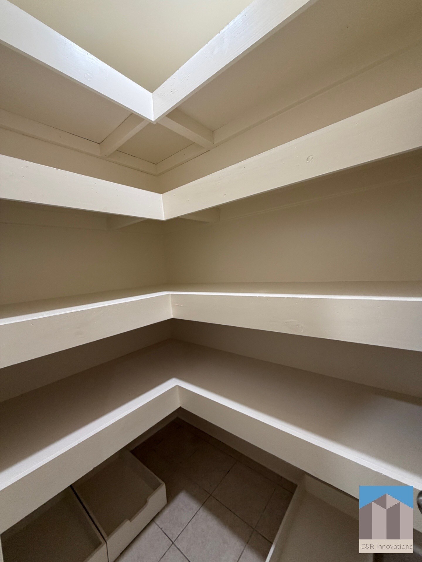 Building Photo - 4805 Carriage Bridge Ln