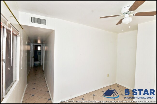 Building Photo - 7817 Caliche Dr