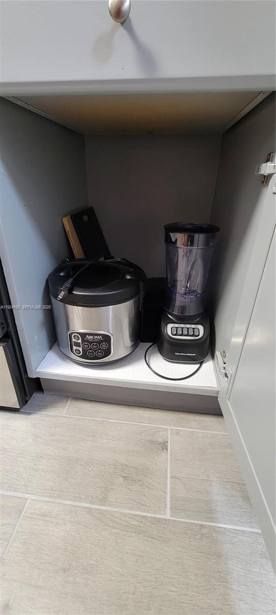 Building Photo - 13285 Arbor Pointe Cir