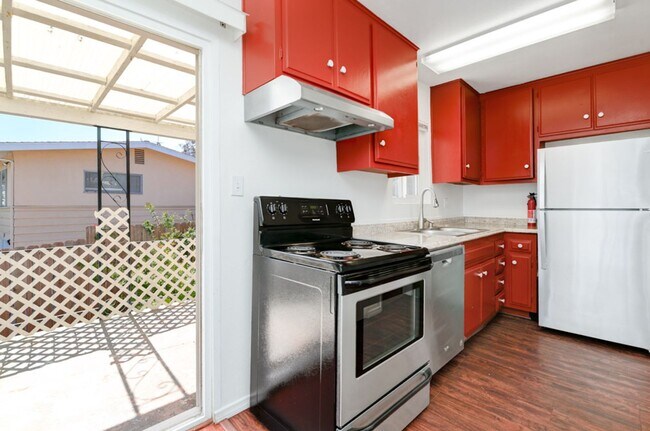 Building Photo - 617-617 Truly Terrace