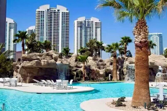 Building Photo - 322 Karen Ave