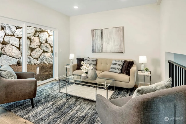 Building Photo - 17347 90th Dr NE