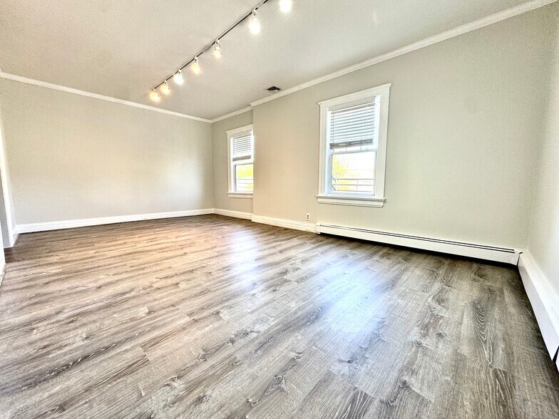 Building Photo - 50 Western Ave