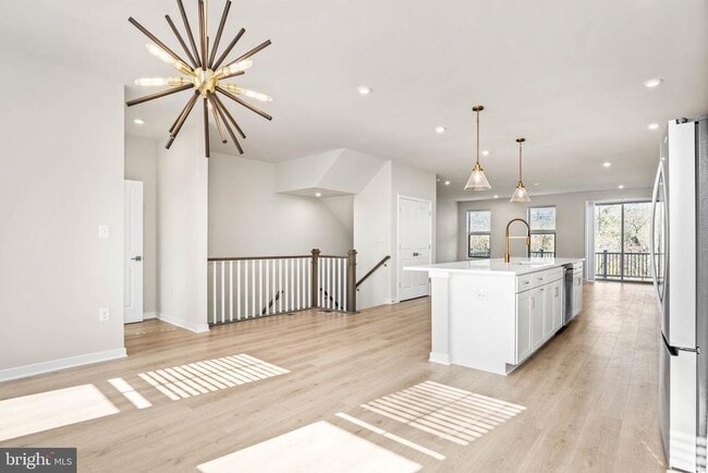 Building Photo - 6232 Folly Ln