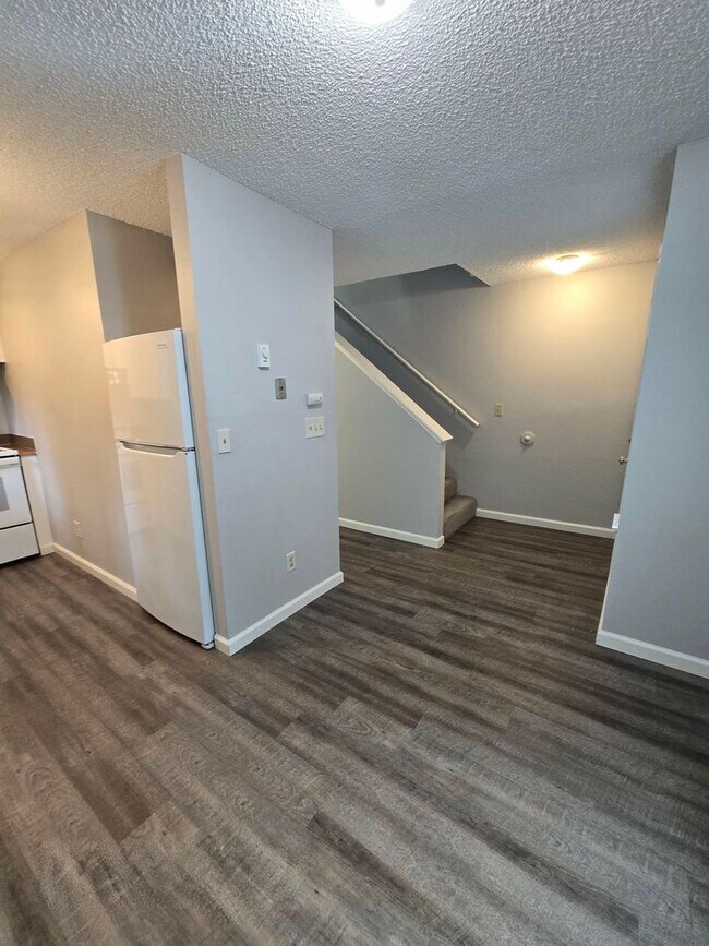 Building Photo - Stockard-9415