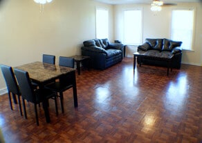 Building Photo - 203 Cherry St