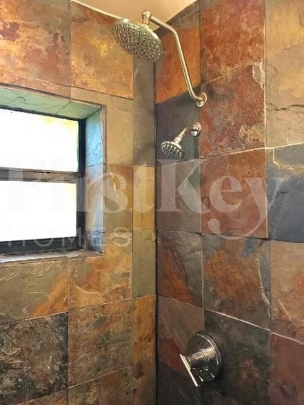 Building Photo - 1014 NW 15th St