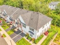 Building Photo - 1529 Paxton Ln
