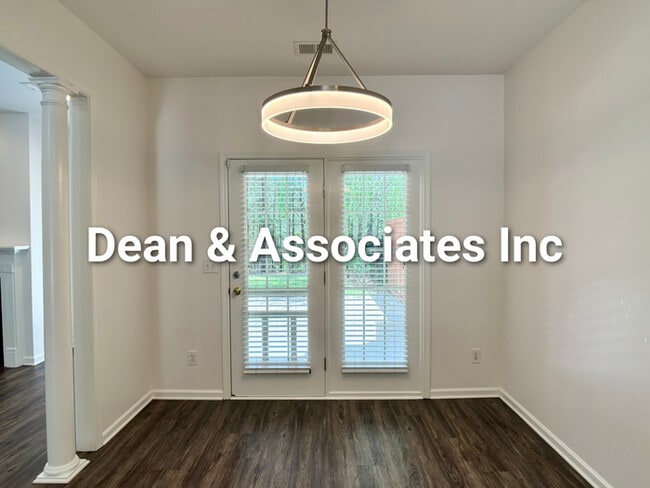 Building Photo - 463 Reach Dr