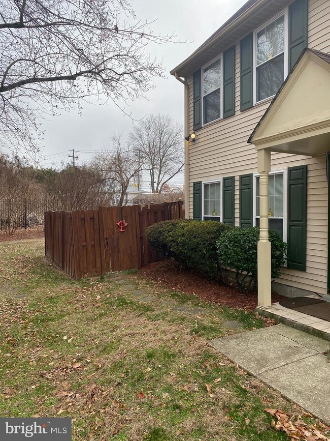 2412 Rosecroft Ct 2412 Rosecroft Ct Oxon Hill MD 20745 Apartment Finder