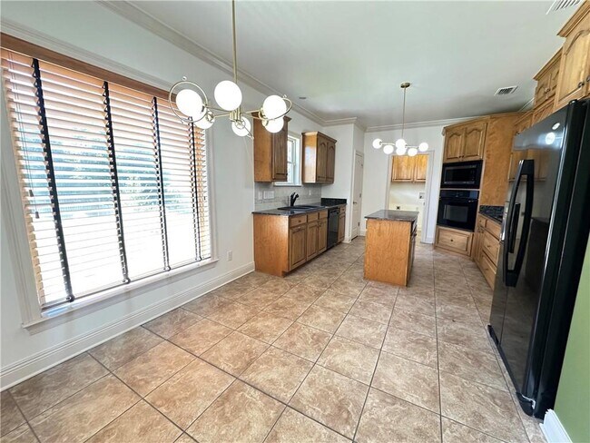 Building Photo - 12424 Cambron Trail