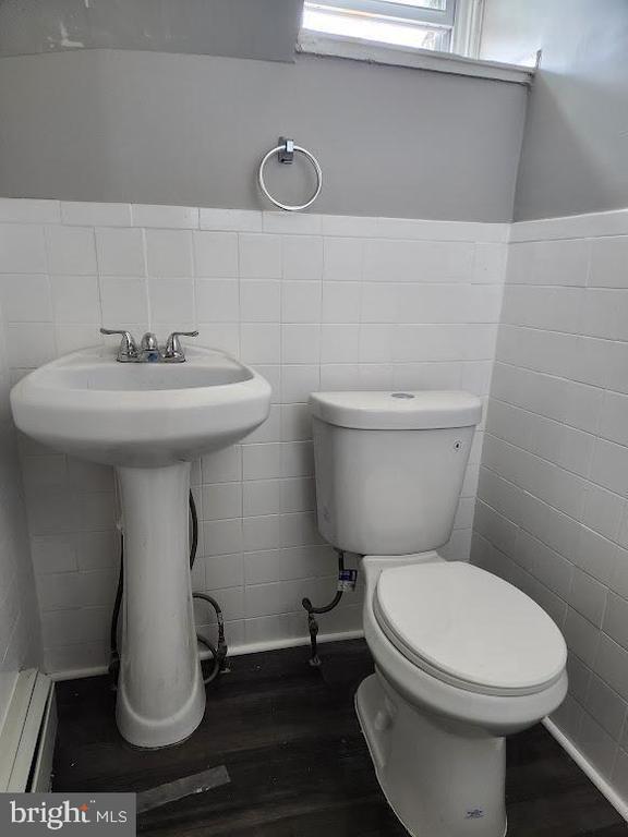 Building Photo - 108 S New Broadway