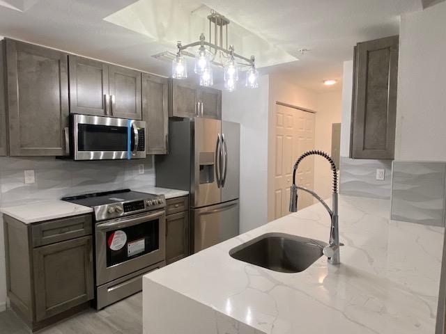 Primary Photo - 2807 Veronia Dr