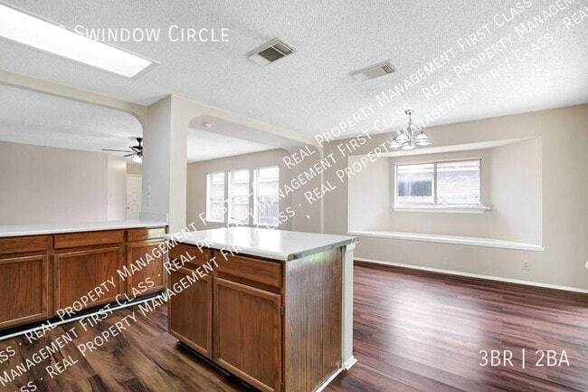 Building Photo - 8002 Swindow Cir