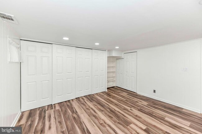 Building Photo - 3057 S Buchanan St