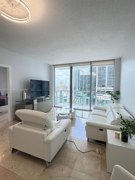 Building Photo - 1050 Brickell Ave