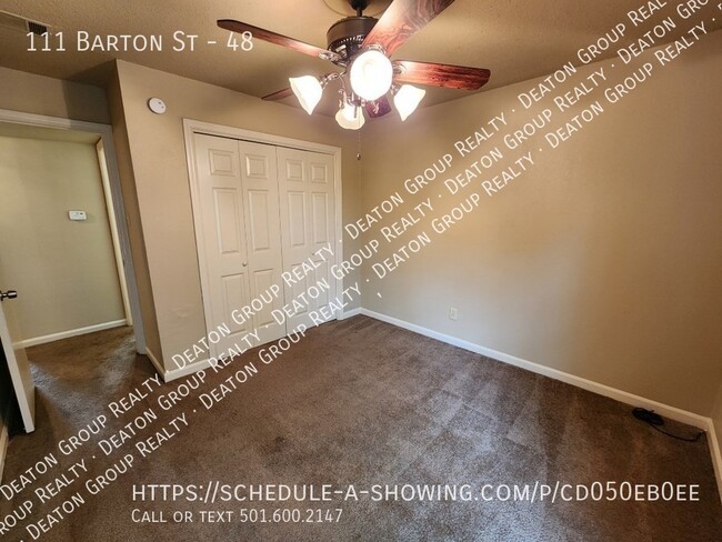 Building Photo - Welcome Home to Barton Oaks Apartments #48...