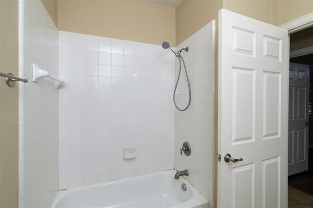 Building Photo - 9904 Derwent Dr