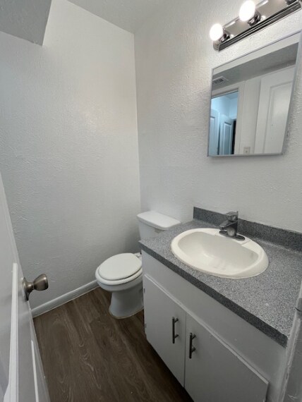 Building Photo - 5220 Weber Rd